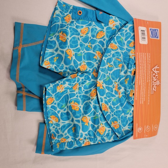 UVSkinz Kids 3 Pc Swimwear Set RashGuard Shorts Reversible Hat Size 2T Fish Vaca - Picture 4 of 4